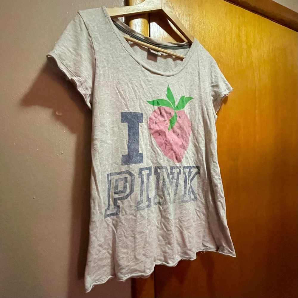 PINK Victoria's Secret Vintage Gray Relaxed Fit Short Sleeve T-Shirt Size Medium - Picture 2 of 9